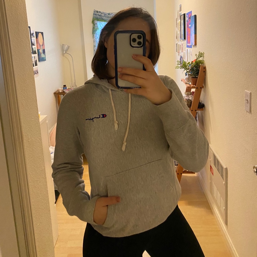 Fitted Champion sweatshirt